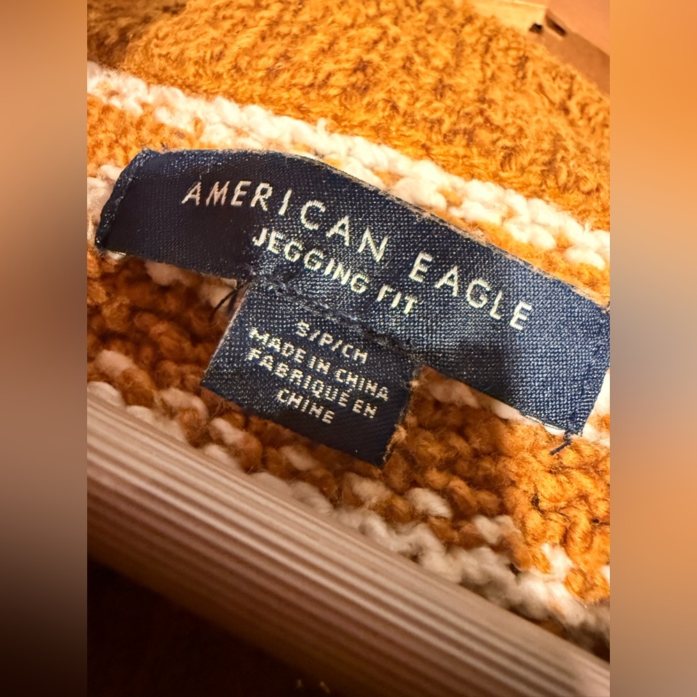 American Eagle Pullover - image 5